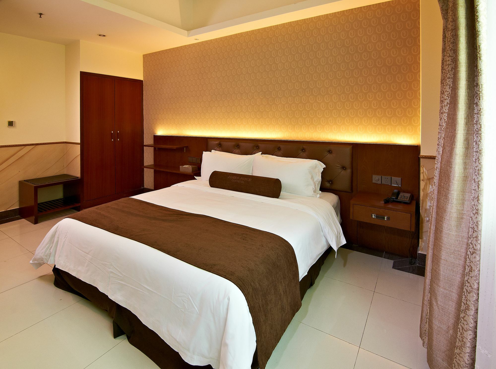 James Joyce Coffetel Hotel Guangzhou Shi Jing City Square Branch Exteriér fotografie